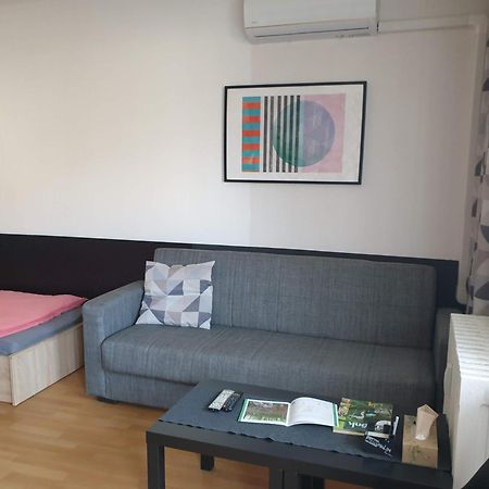 Central Apartman Salgótarján Exteriör bild