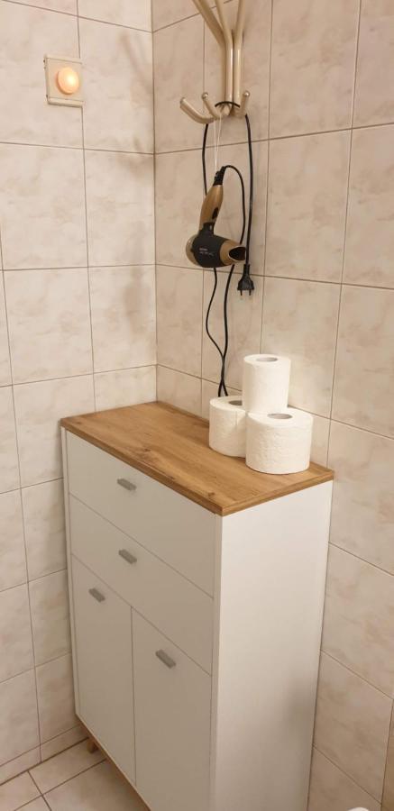 Central Apartman Salgótarján Exteriör bild