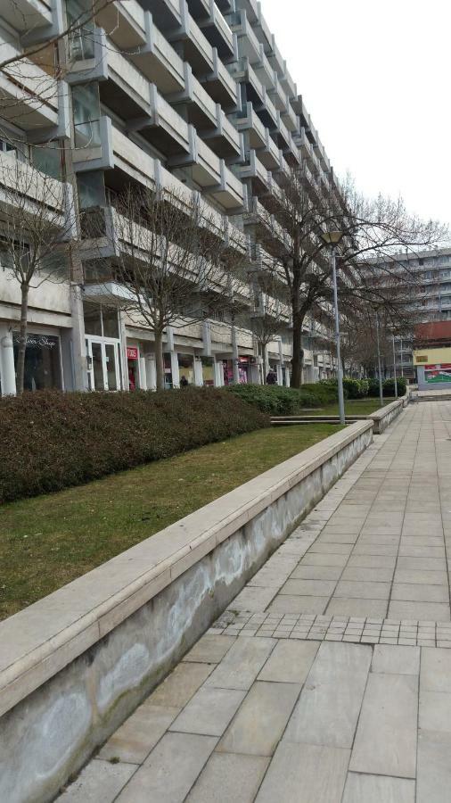 Central Apartman Salgótarján Exteriör bild