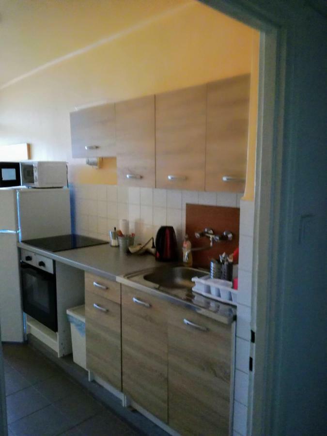 Central Apartman Salgótarján Exteriör bild